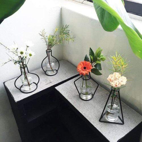 Nordic Black Iron Outline Vase Flower Plant Holder Vases