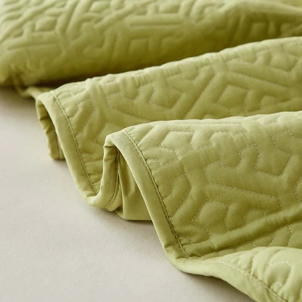 Mattress Cover Green Double Size Pure Cotton Soft Quilted Bed Sheet Protector Mattress Toppers & Protectors