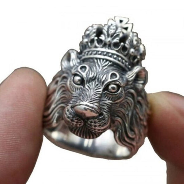 Veile Studios Male Personality Crown Lion King Ring Silver 8 Rings