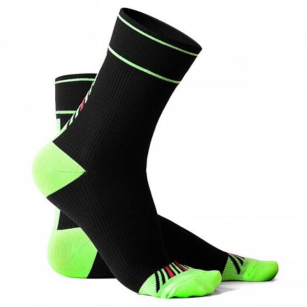 Men's Autumn Winter Professional Cycling Moisture Wicking Patchwork Design Black Socks