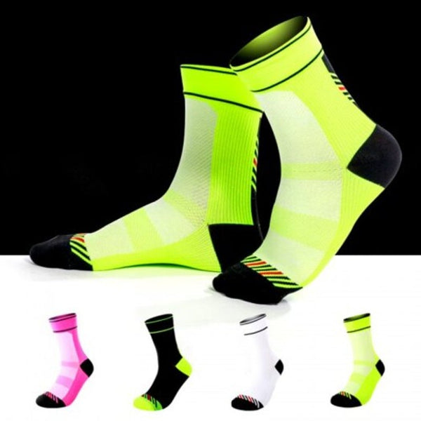 Men's Autumn Winter Professional Cycling Moisture Wicking Patchwork Design Black Socks