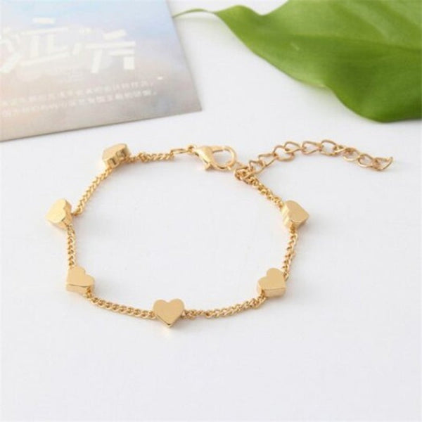 Multiple Heart Shaped Simple And Meticulous Bracelet Gold