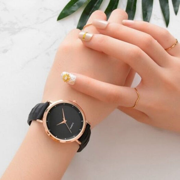Veile Studios Fashion Pinkycolor Lady Minimalism Silica Gel Quartz Watch Black Watches