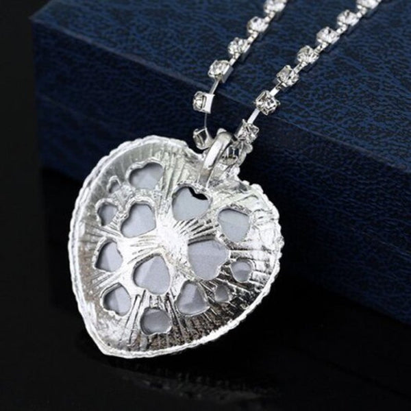 Veile Studios Ocean Star Love Fashion Diamond Crystal Pendant Necklace Cobalt Blue Necklaces & Pendants