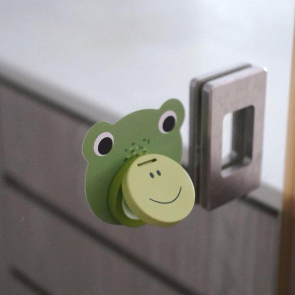 Oribel Vertiplay Wall Toy: Doorknocker Activity Toys