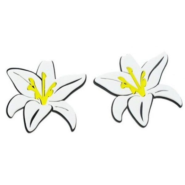 Veile Studios Pair Of Alloy Lily Flower White Earrings