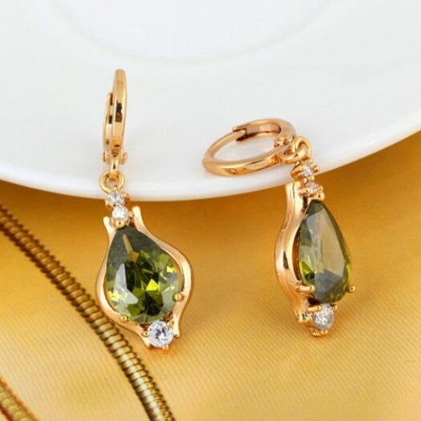 Pair Of Water Drop Shape Faux Gemstone Earrings Green