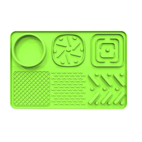 Pet Slow Feeder Lick Mat With Suction Cups Anti Anxiety Dog Feeding (Green) Dog Feeding Mats