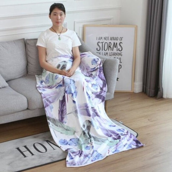 Purple Feather Pattern Double Sided Flannel Home Nap Warm Blanket Multi W27.6 X L39.4 Inch