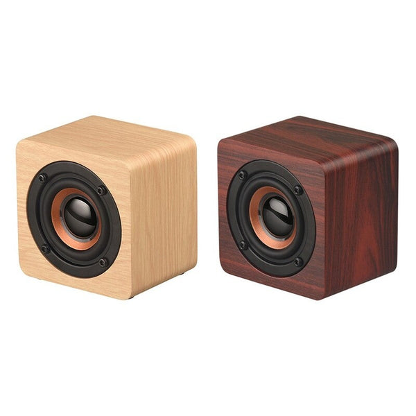 Q1 Mini Bluetooth Red Audio Docks & Mini Speakers