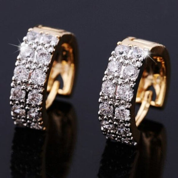 Veile Studios Rhinestoned Round Hollow Out Golden Earrings