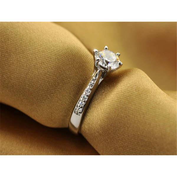 Rings Platinum Plated 6 Prongs Cubic Zirconia Inlaid Wedding Engagement Band