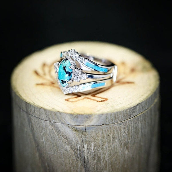 Veile Studios 3Pcs Set Elegant Turquoise Inlaid Stone Women Rings