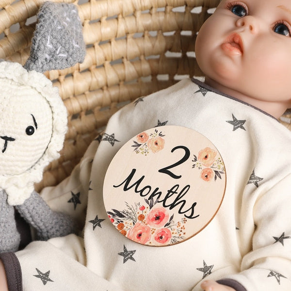 Wooden Baby Milestone Cards Double Sided Flowers Photography Props Set Of 6 Background Material