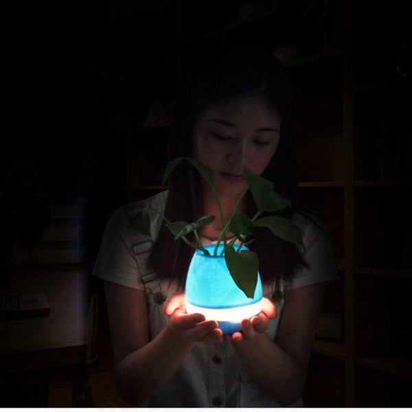 Elegant Bluetooth Night Light Music Flower Pot Audio Docks & Mini Speakers