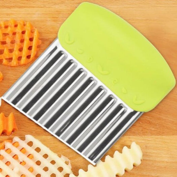 Stainless Steel Wavy Shape Multi Function Cutter Potato Chips Cutting Tool Innovative Kitchen Knife Tea Green