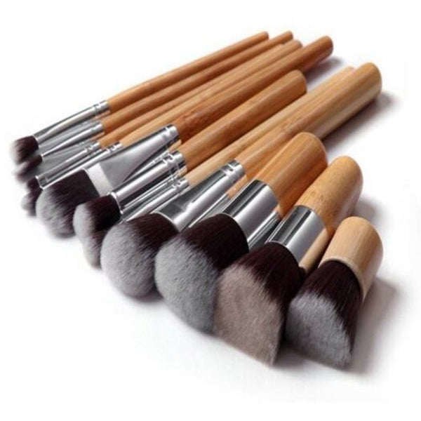 1Vegan Makeup Brush With Bamboo Handle Soft Synthetic Hair Original Wood Color