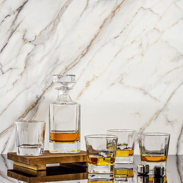 Novare Square Whiskey Decanter Bottle With 4 Glasses Set