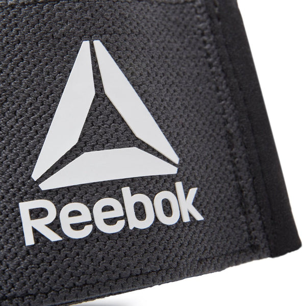 Reebok Knee Wraps In Black Wrist & Knee Wraps