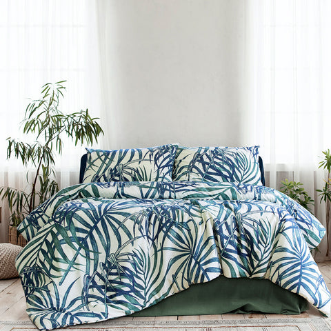 Ardor Palms Blue Polyester Cotton Quilt Cover Set