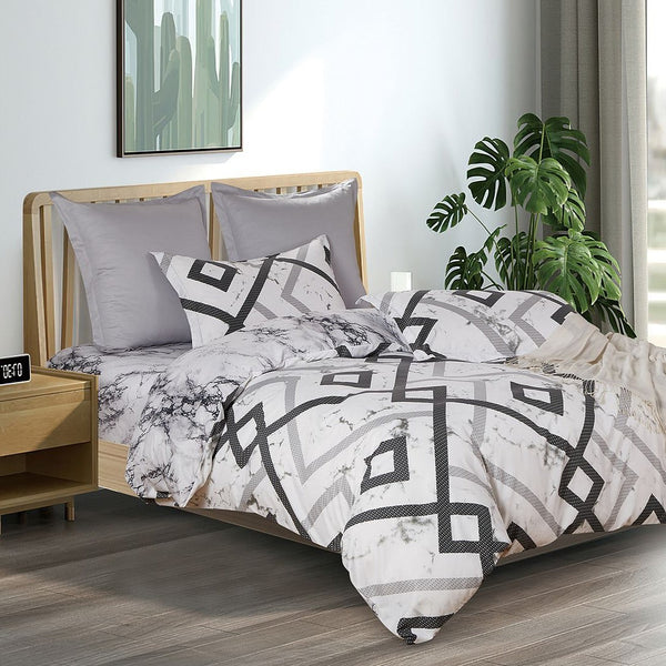 Fabric Fantastic Ashwin Quilt/Duvet Cover Set Quilt Covers