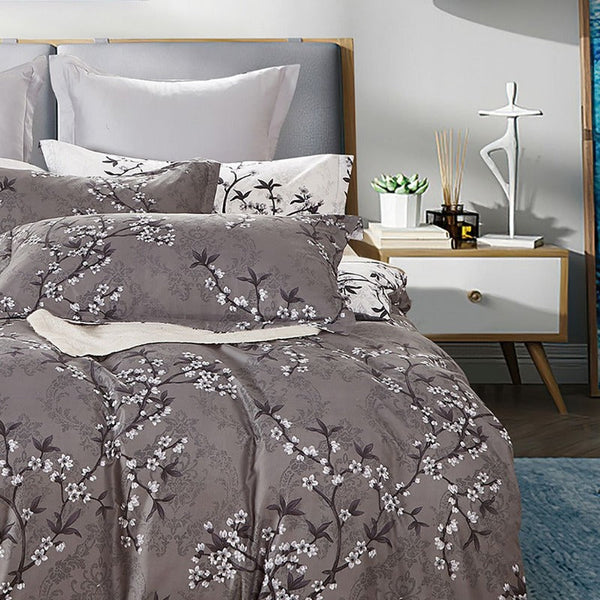 Fabric Fantastic Iyanu Quilt/Duvet Cover Set Quilt Covers