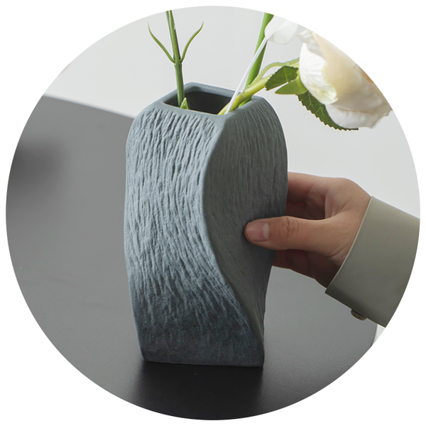 White Abstract Twisted Ceramic Vase Artistic Minimalist Flower Holder For Home Decor (20X10x10cm) Vases