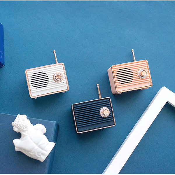 Creative Mini Outdoor Wireless Bluetooth 4.0 Speaker Vintage Radio Design