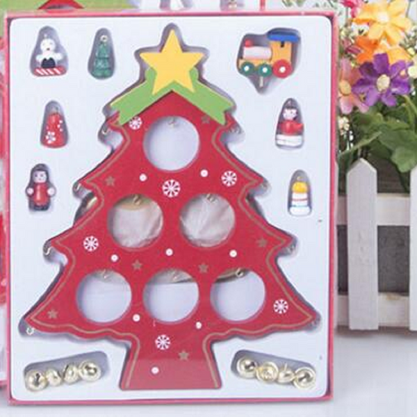 Red / White Green Wooden Christmas Tree Tabletop Ornament Decoration